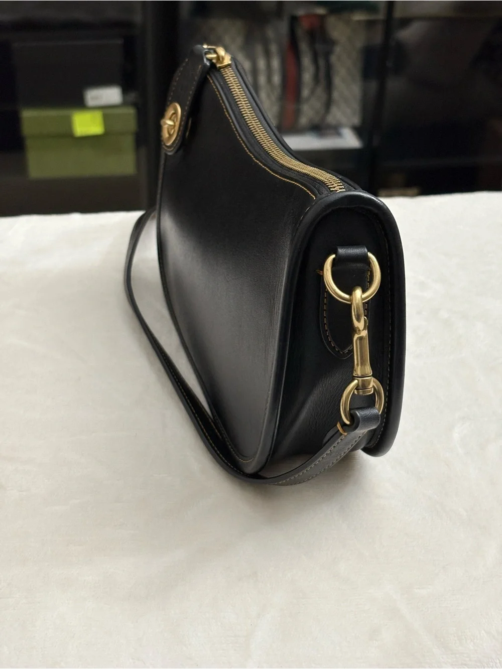 Coach Black Swinger Glove-Tanned Leather Crossbody Bag.